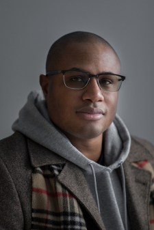 WinterE-AuthorPic-VivianHui